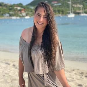 Meet your Posher, Taryn